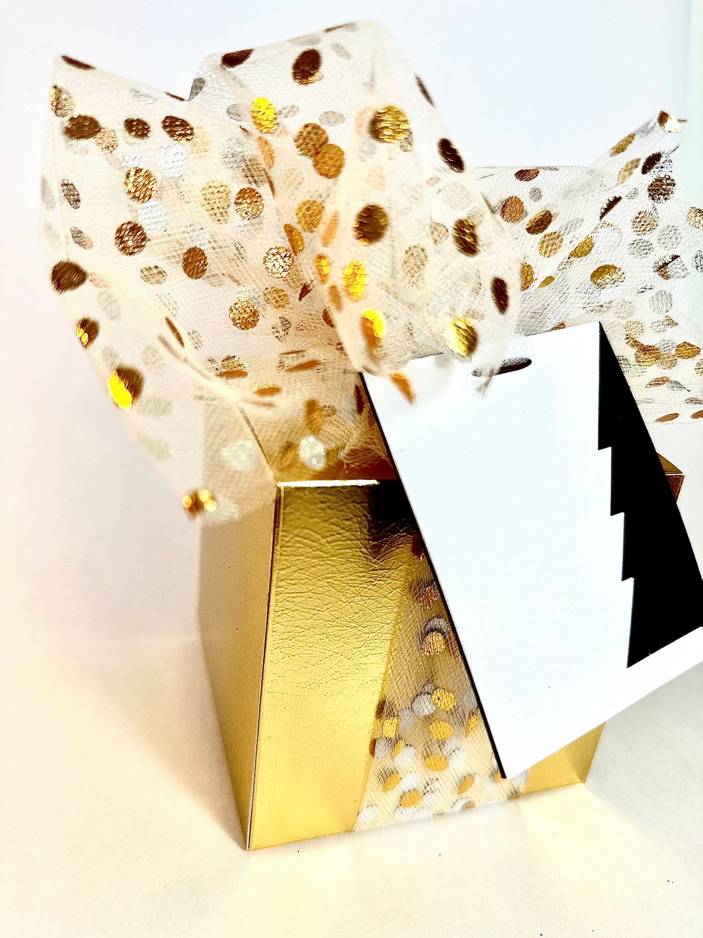 Gold Gift Box - GIY