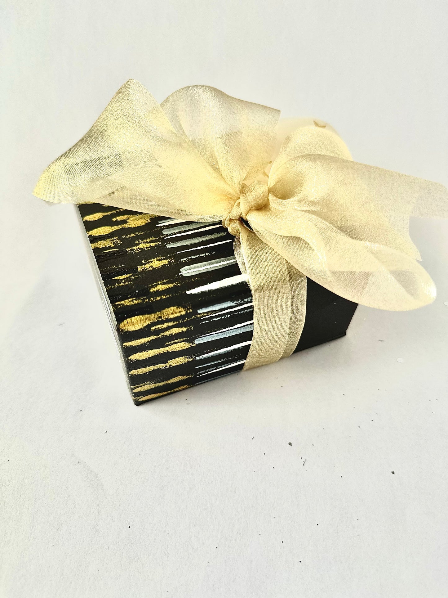 All Occasion Glam Stripe Box